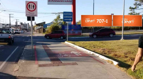 707 1